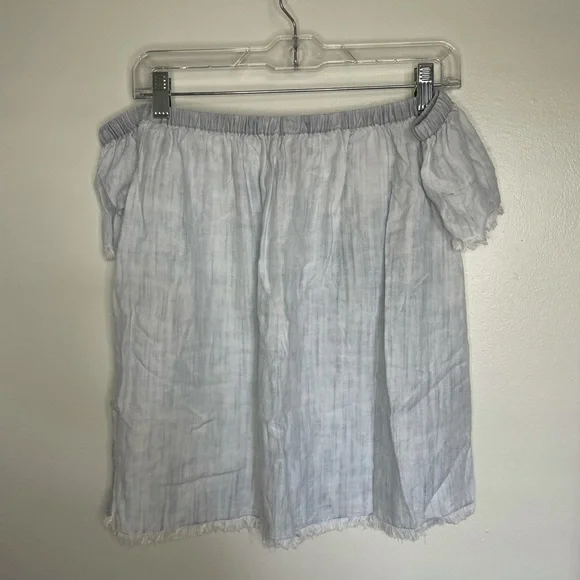 Cloth & Stone - Off the‎ Shoulder Denim Top - Picture 4 of 4